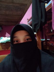 Apa Salah Aku Bercadarr?