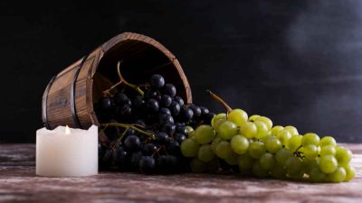 foto anggur hitam vs hijau bisnis mana yang menggiurkan?