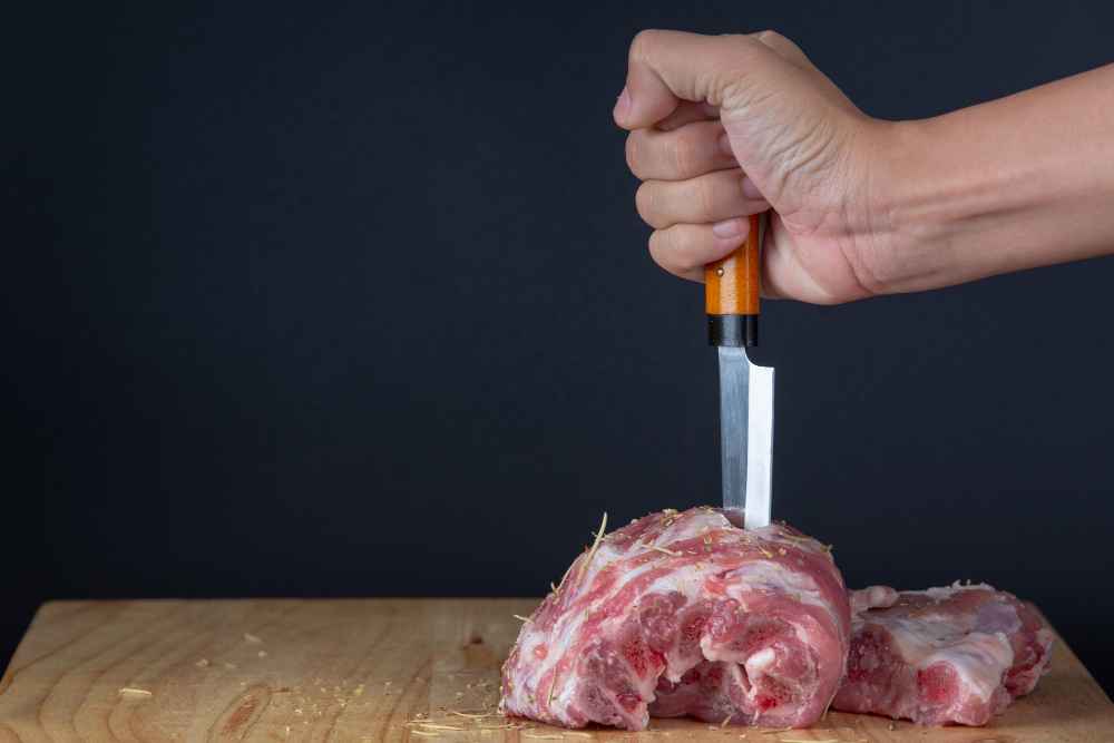 Tak Perlu Khawatir! Ini Trik Melunakkan Daging Mudah & Cepat