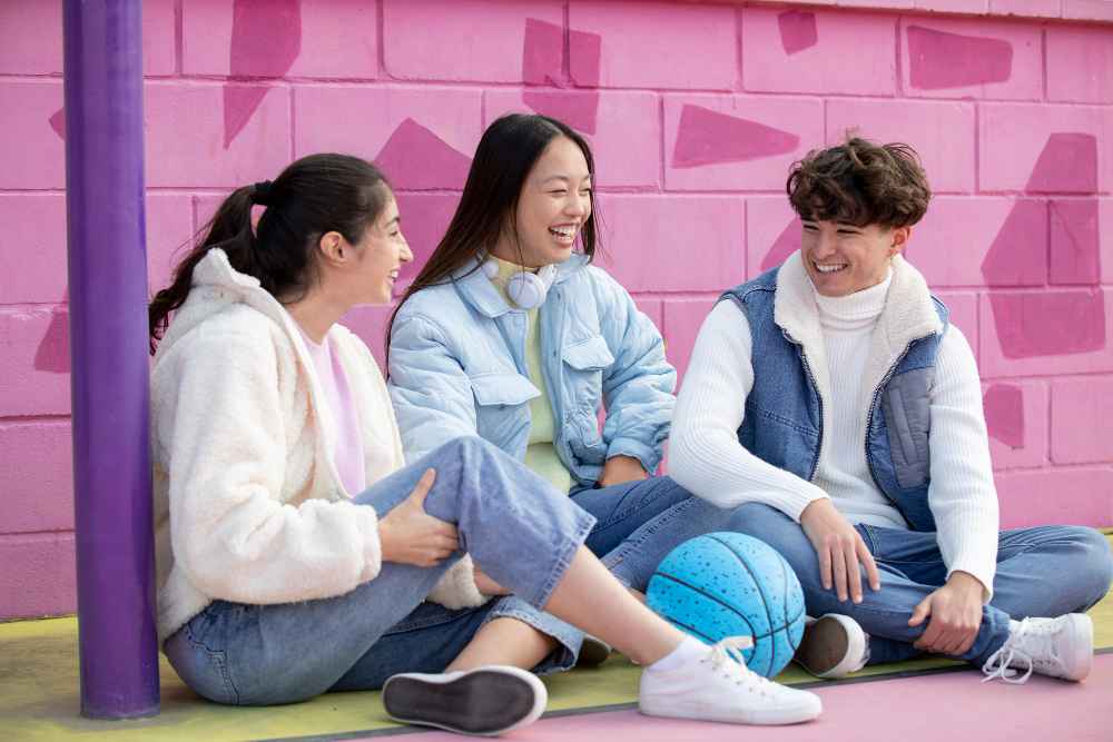 Pacaran Di Era Gen Z: Cinta Di Tengah Layar Dan Realita