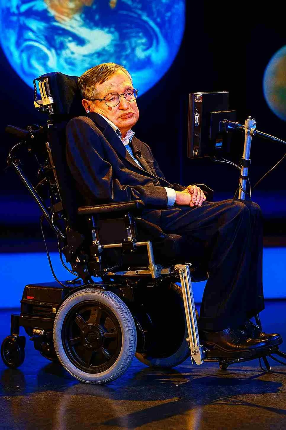 Stephen William Hawking Fisikawan Inggris