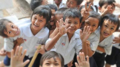 Membangun Karakter Anak Yang Bijak Dan Peduli Toleransi Dalam Keberagaman