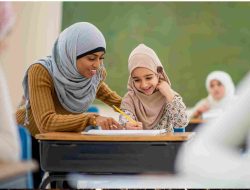 10 Muharam Hari Anak Yatim