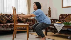 10 Menit Olahraga Di Rumah! Cocok Untuk Pemula, Obesitas, Lansia