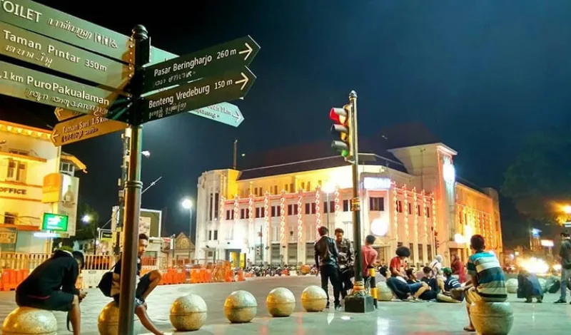 5 Tempat Wisata Malam Di Jogja Yang Hits & Romantis