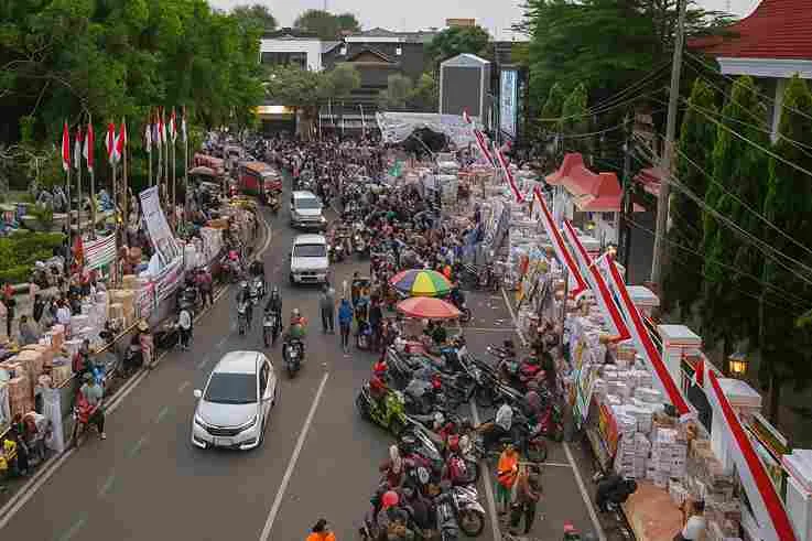 Kisah Lengkap Polemik Pajak Pati Blunder Bupati Dan Kejatuhan Yayat Gundul