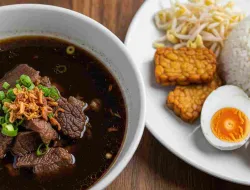 Resep Rawon Khas Surabaya Yang Gurih Dan Otentik