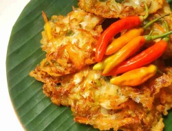 Cara Membuat Bakwan Sayur Renyah & Gurih di Rumah!