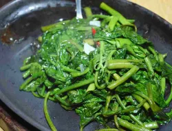 Resep Tumis Kangkung Ala Restoran Sederhana & Praktis