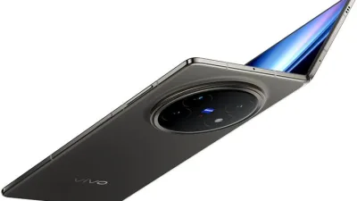 Vivo X Fold 5 dengan desain tipis, kamera ZEISS, dan layar lipat fleksibel