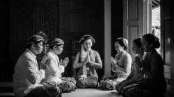 Arti Dan Filosofi Kata “Kados Pundi” Dalam Bahasa Jawa