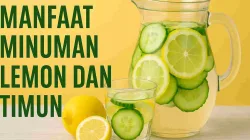 Segelas air lemon dan timun segar di atas meja dengan latar kuning, disertai tulisan “Manfaat Minuman Lemon dan Timun” dalam huruf hijau tebal.