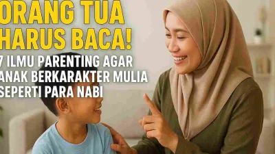 Ibu berhijab tersenyum sambil berbicara hangat dengan anak laki-laki di ruang tamu, overlay teks ajakan membaca parenting.