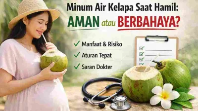 Ibu hamil minum air kelapa segar untuk menjaga hidrasi dan kesehatan selama kehamilan